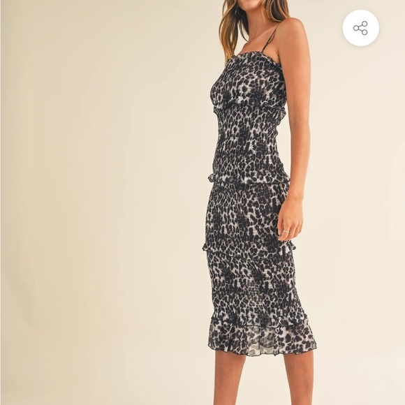 MABLE VIDA STRAP SMOCKED MAXI DRESS LEOPARD ruched ruffled - Picture 9 of 11